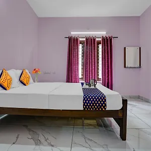 Spot On Shalom Palace Residency Neriyamangalam