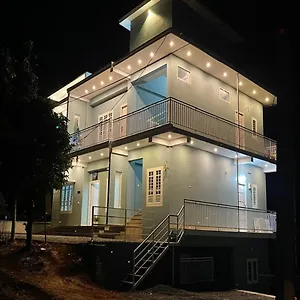 The Karlyle Vaduvanchal