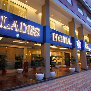 glades-hotel.shimlahotels.net/
